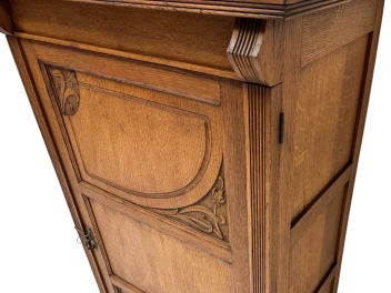 Arts & Crafts Art Nouveau One-Door Cabinet, 1900s